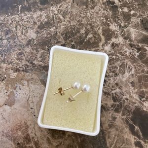 Taylor Grace 10k Gold Freshwater Cultured
Pearl Stud Earrings